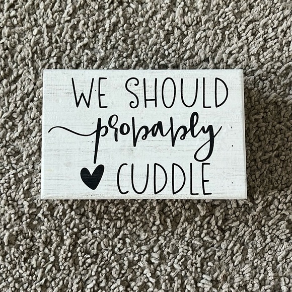 NEW Sincere surroundings STR1229 Cuddle - Picture 1 of 2